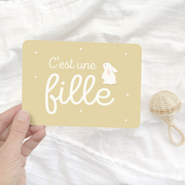 Carte annonce "c'est une fille "