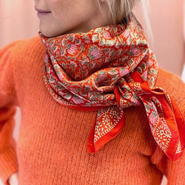 Foulard rouge femme en soie