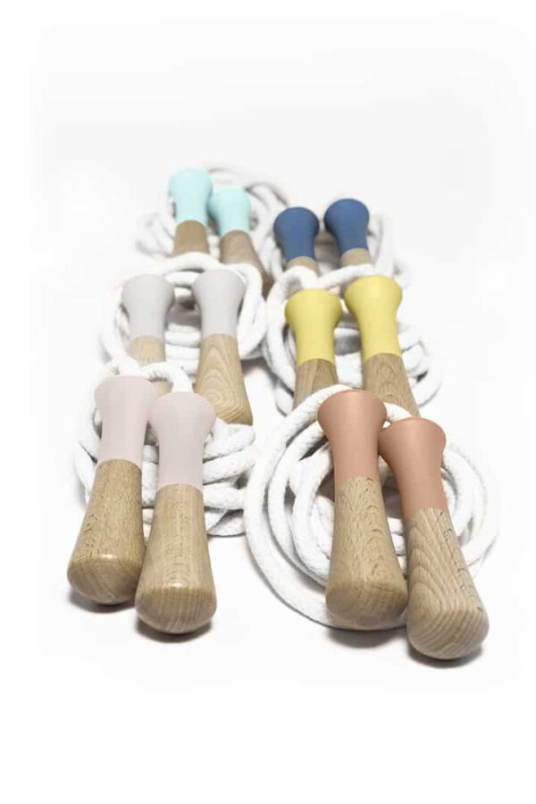 corde à sauter pour enfant