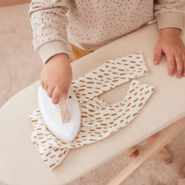 Kid's concept - table à repasser