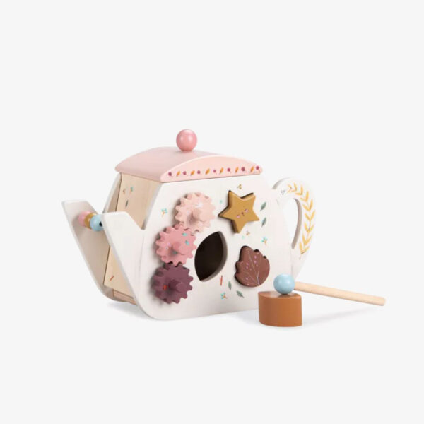 Théière d'activités en bois, collection Après la pluie, de la marque Moulin Roty