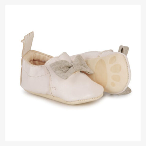 Chaussons pour bébés avec un joli noeud papillon, Easy Peasy