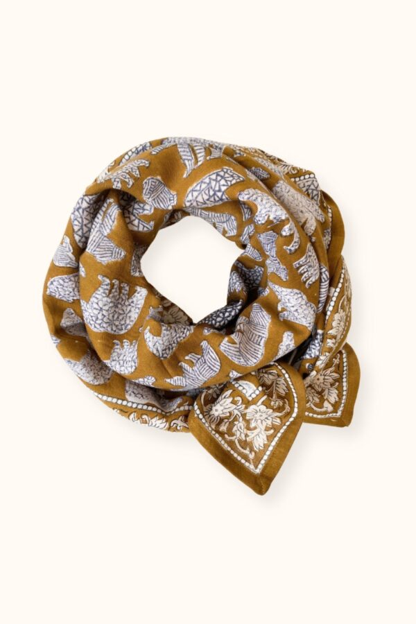 Grand foulard latika ours tapenade de la marque Apaches Collections